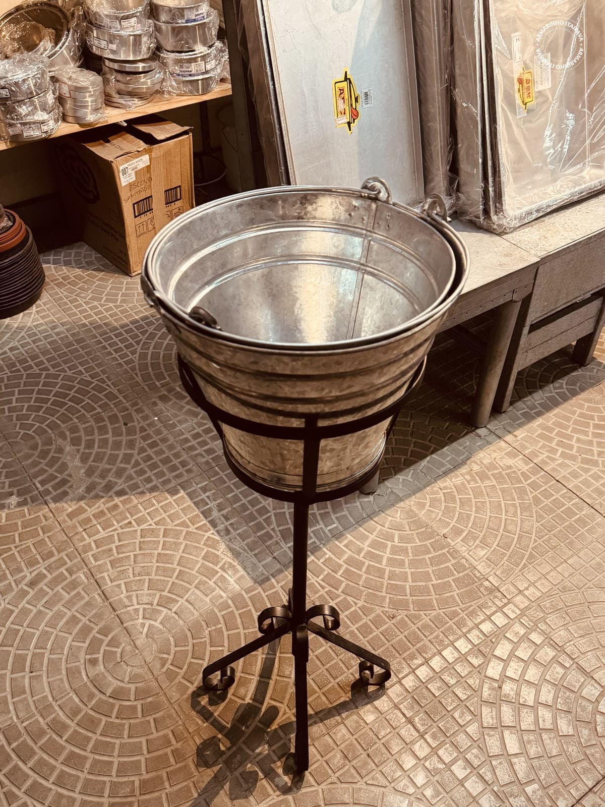 Peças Decorativas em Inox